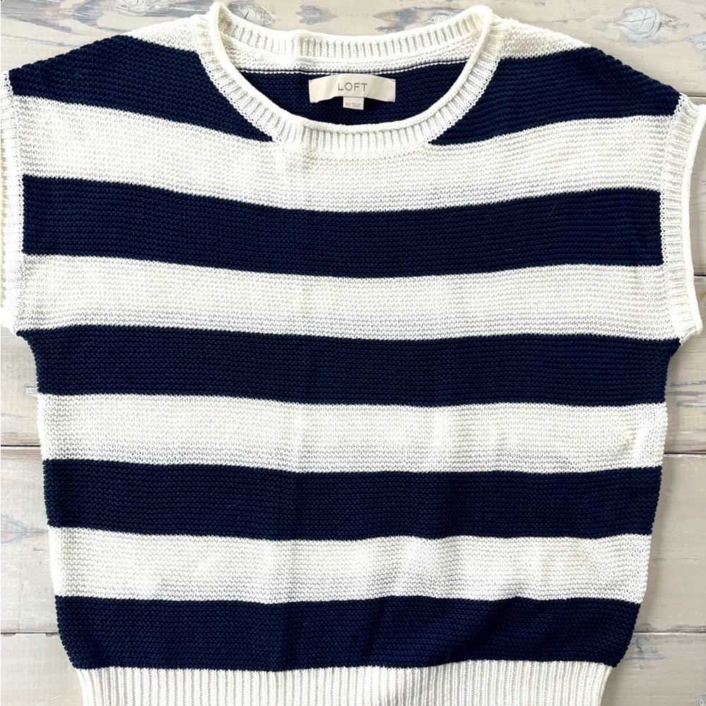 Women’s Loft Navy and White Striped Shortsleeved sweater woven size XS